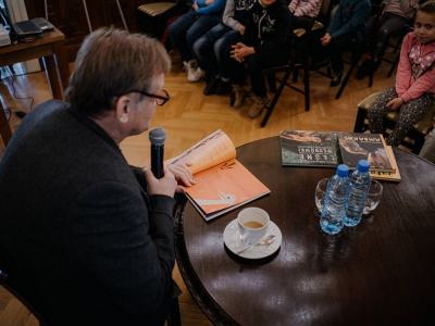 FOTORELACJA: Chrzęsne chrzęści literaturą i naturą!