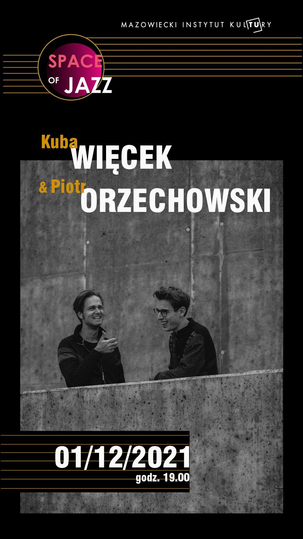 plakat: czarno białe zdjęcie dwóch mężczyzn rozmawiających i napis space of jazz