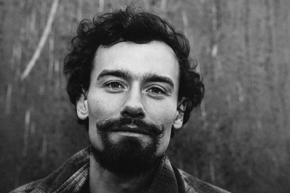 fotografia czarno biała portret kacpra krupy